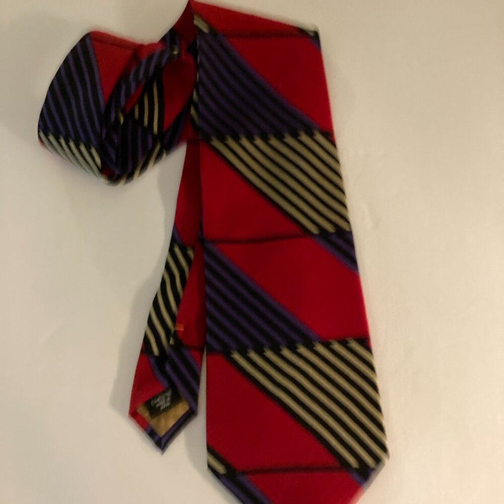 VINTAGE FORMAT TIE